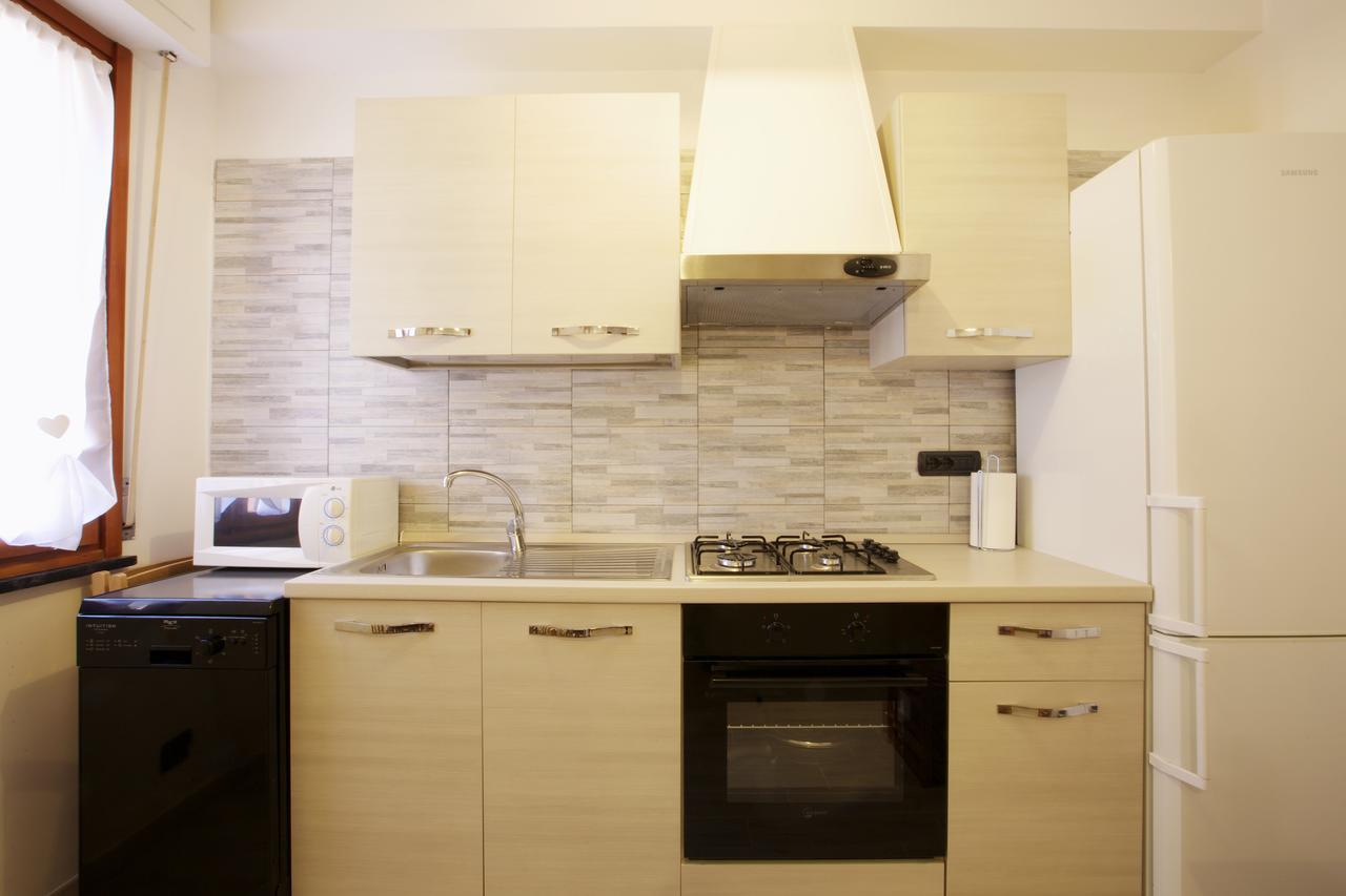 Apartmán George V Levanto Exteriér fotografie